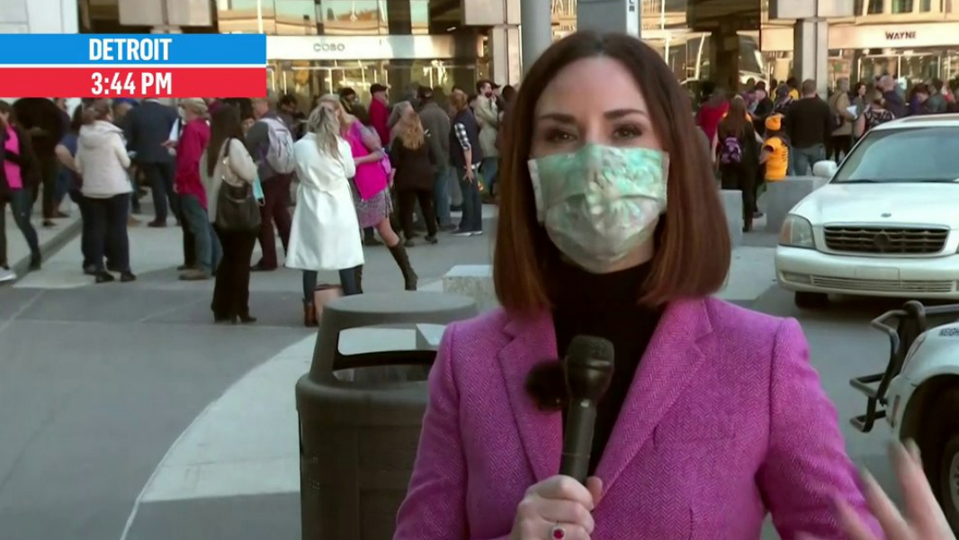 Which is the "mostly peaceful protest" and which is a "Mob-Like Scene" to your eyes? Judge for yourself!